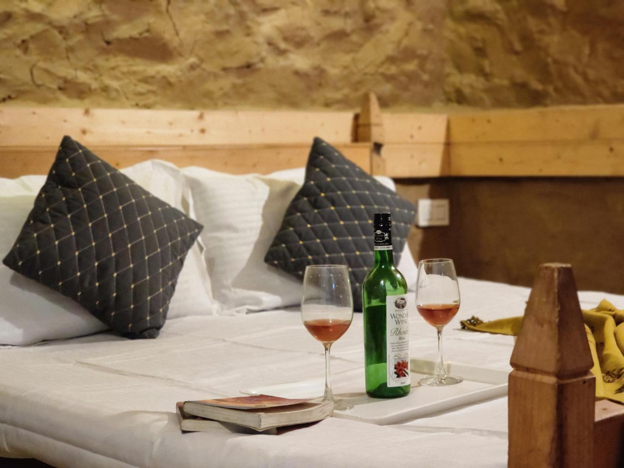 Pine Valley Resort Kasauli Eksteriør billede