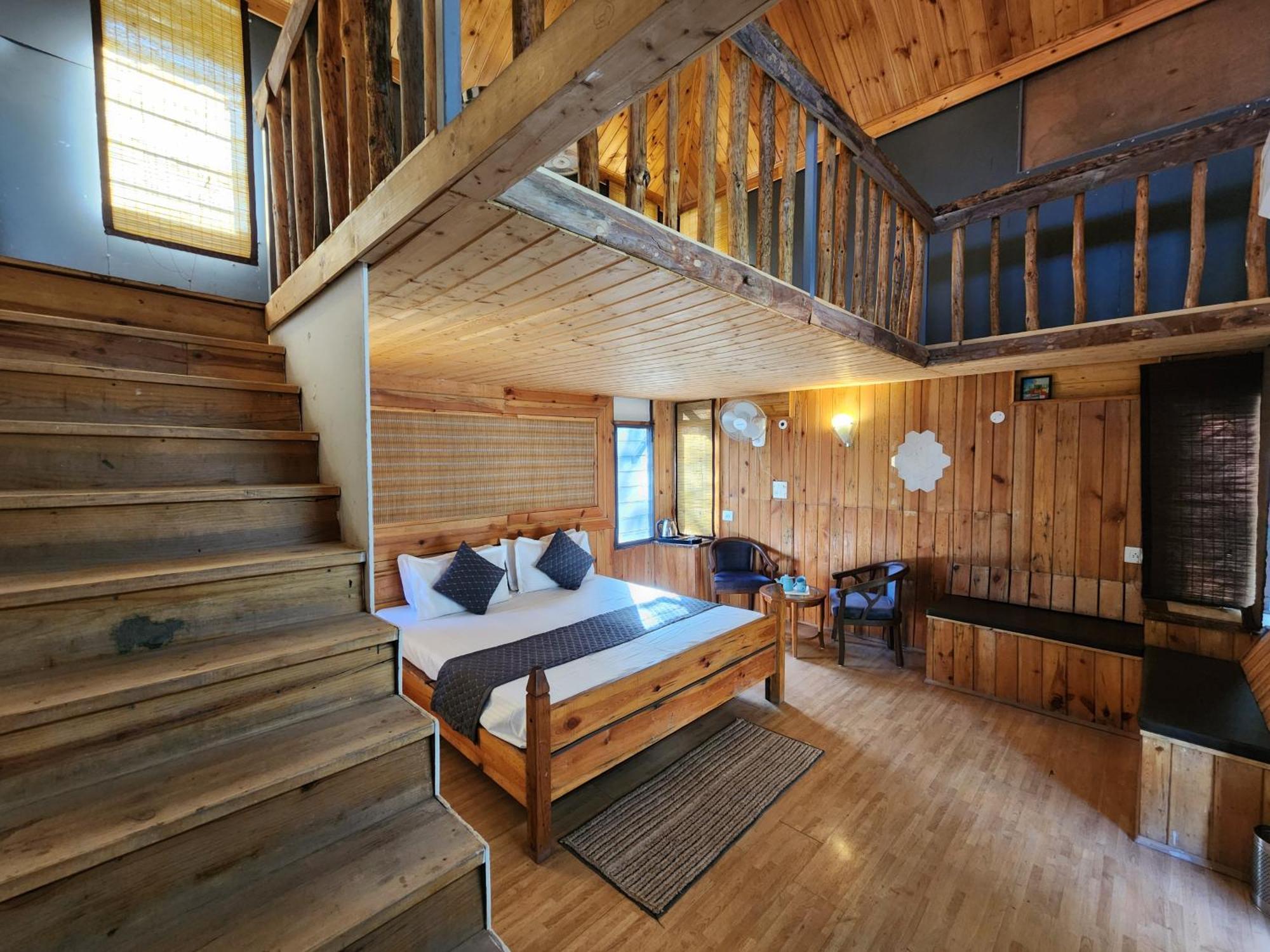 Pine Valley Resort Kasauli Eksteriør billede