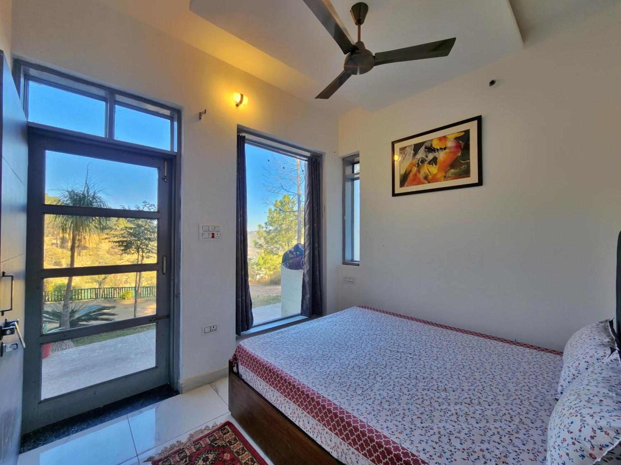 Pine Valley Resort Kasauli Eksteriør billede